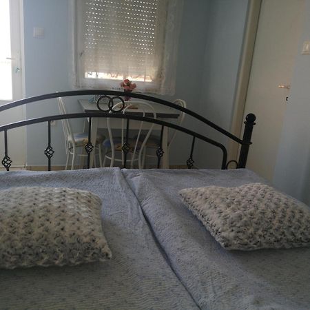 Apartamento Hodosi Apartman Veľký Meder Habitación foto