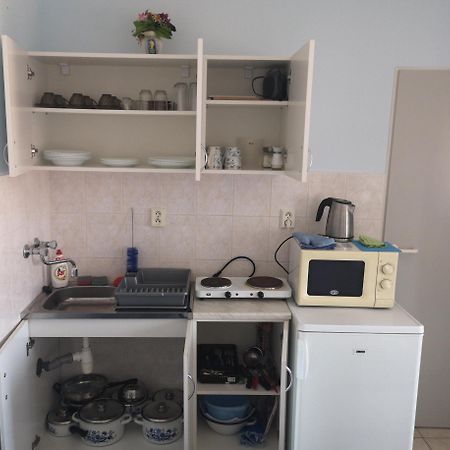 Apartamento Hodosi Apartman Veľký Meder Habitación foto